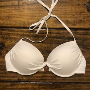Pushup VS halter bikini top